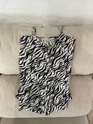 Camisa Bershka Cebra Talla M