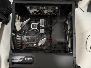 Pantheks Evolv, i7-9700k 32GB DDR4 Z390 AORUS Pro