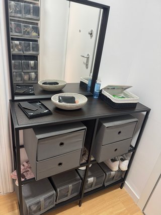 Mueble recibidor con espejo