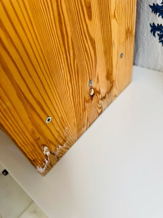 Mini estantería de madera
