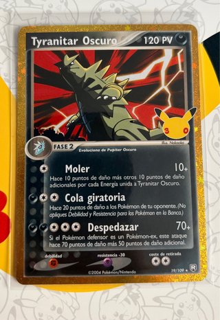 Carta Pokémon Tyranitar Oscuro 30 Aniversario