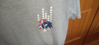 Camiseta Sonic the Hedgehog Gris