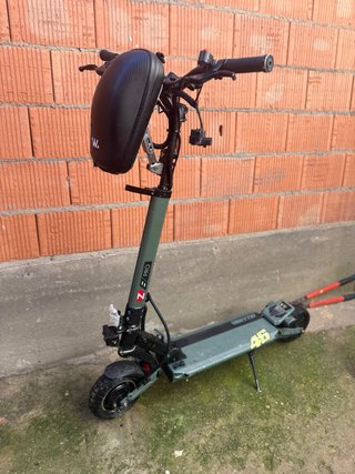 Patinete Eléctrico con Bolsa de Manillar