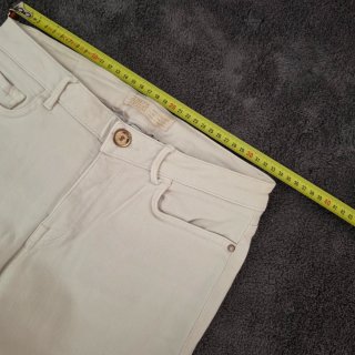 Pantalón beige