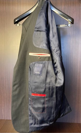 Traje Caramelo Negro Rayas Diplomáticas