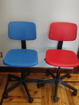 Sillas escritorio infantiles (2 unidades)