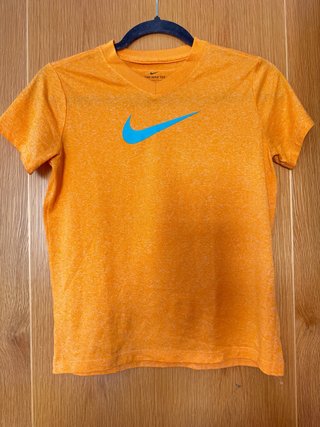 Camiseta de deporte Nike naranja