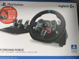 Volante Logitech G29 con Pedales en su caja