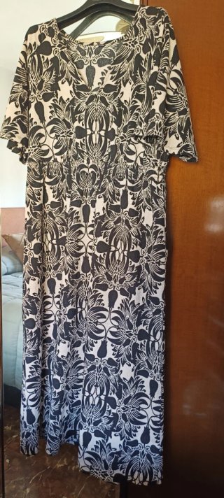 Vestido largo Kiabi estampado Talla XL
