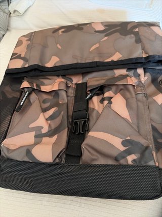 Mochila Impermeable Superdry Camuflaje