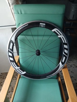 Rueda Delantera Fast Forward F6R, freno llanta