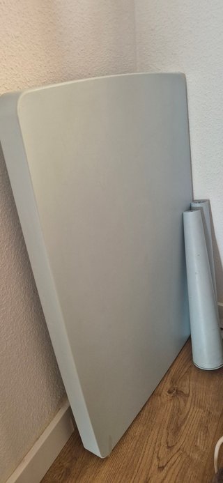 Mesa infantil azul Ikea