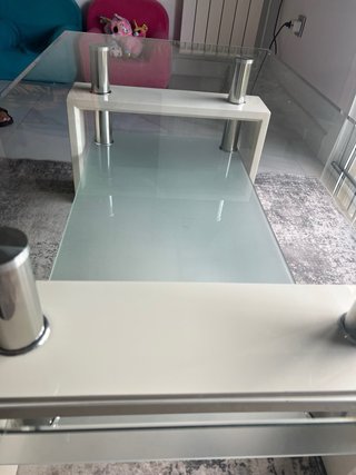 Mesa centro cristal y metal