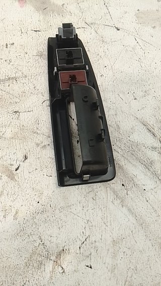 994236 MANDO ELEVALUNAS DELANTERO IZQUIERDO VOLKSWAGEN POLO