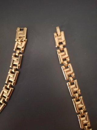Gargantilla oro laminado .