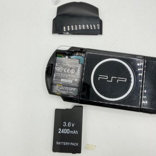 PSP 3004 Nera + Caricatore + Micro SD 2GB