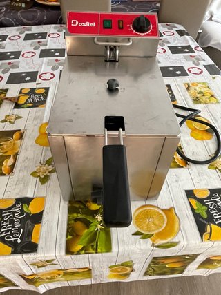 Freidora Industrial Dosilet 8L con Grifo
