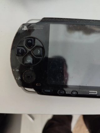 Sony PSP Nera + Gioco UMD