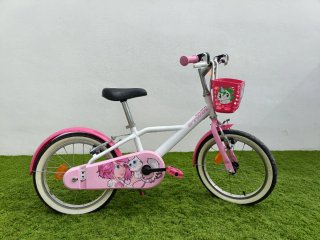 Bicicleta niña con ruedines Decathlon. De 5 a 7 añ
