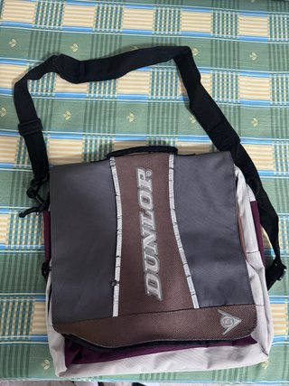 Mochila bandolera Dunlop gris y marrón