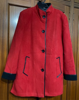 Abrigo Baronía Rojo/Negro Talla L