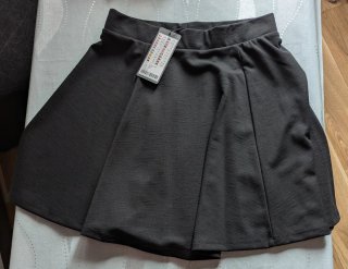 Falda negra