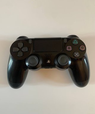 PlayStation 4 Slim con 5 Giochi