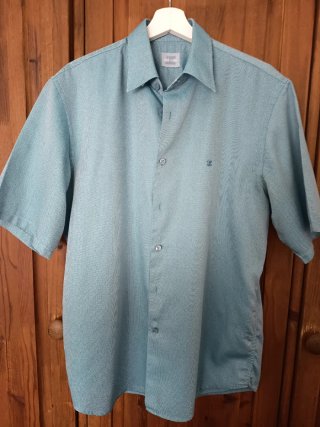 Camisa de Manga Corta Color Turquesa