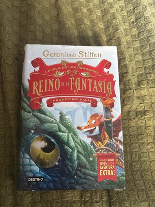 La Isla de los Dragones del Reino de la Fantasí...