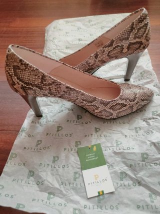 Zapatos de tacón Pitillos estampado serpiente