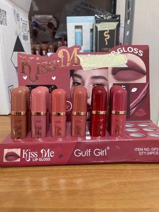 Lip Gloss matte kiss me