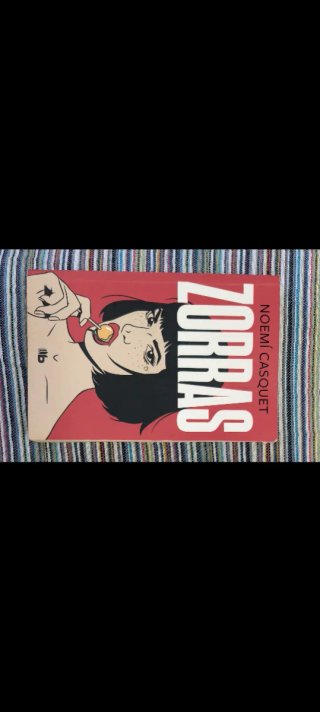 Libro "Zorras" de Noemi Casquet