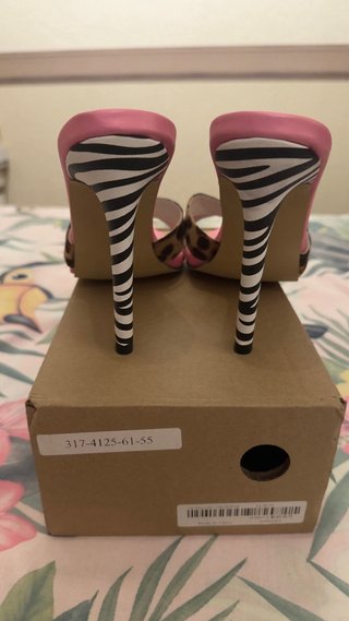 Sandalias tacón estampado cebra y leopardo