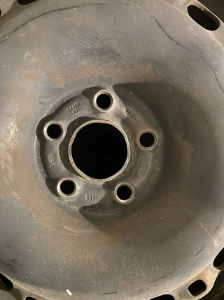 Llantas Seat Ibiza con neumáticos de invierno