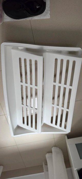 Zapatero bajo cama con ruedas