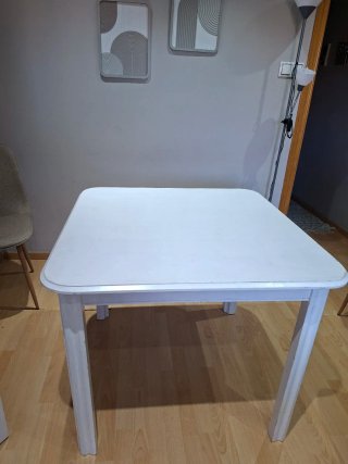 Mesa de Comedor Blanca, Por mudanza, lo vendo muy
