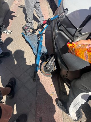 !!URGE!!Patinete eléctrico desmontado
