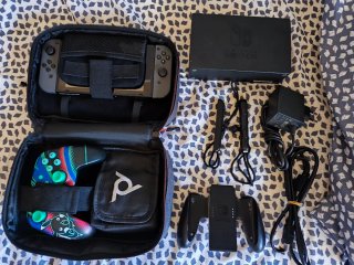 Nintendo Switch V2+extras