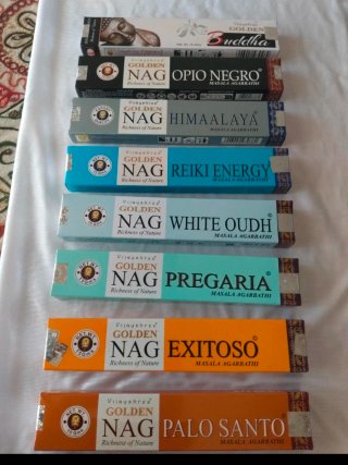 Lote de 8 cajas de incienso Golden Nag