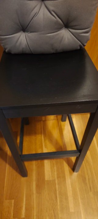 Mesa Alta de Cocina con Estantería