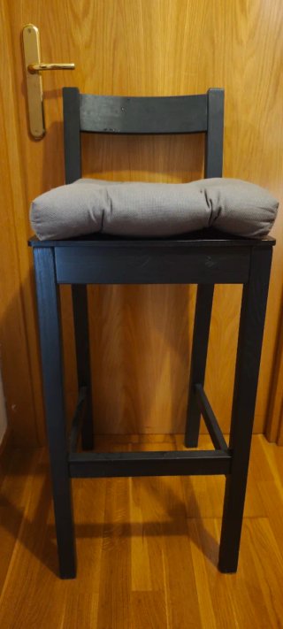 Mesa Alta de Cocina con Estantería