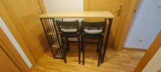 Mesa Alta de Cocina con Estantería