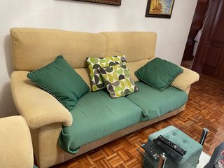 Sofá cama tela beige y verde