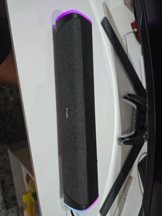 Barra Sonido Trust Liro RGB 12W