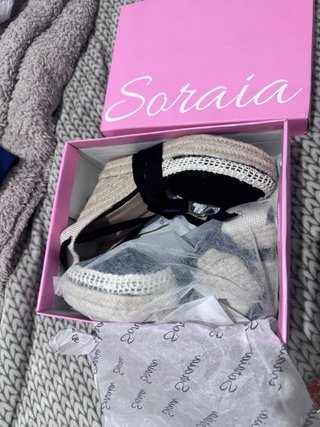 Alpargatas de esparto Soraia beige y negro