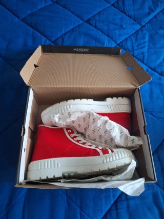 Zapatillas Rojas