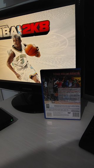 Console PlayStation 2 (PS2) con NBA 2K8