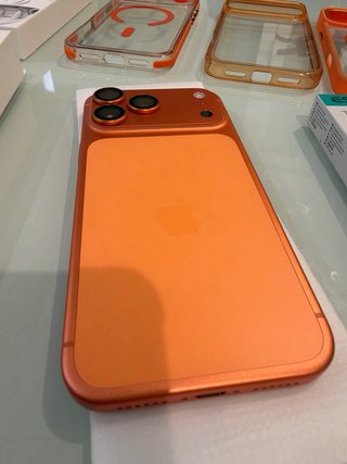 iPhone 17 Pro Max de 512Gb. Solo 3 meses de uso.