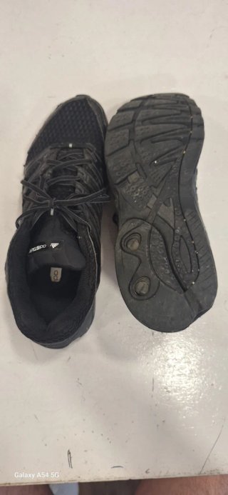 Zapatillas adidas negras