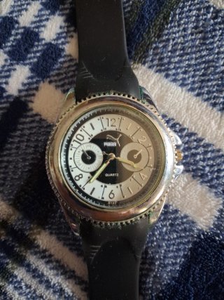Reloj Puma Negro y Plateado